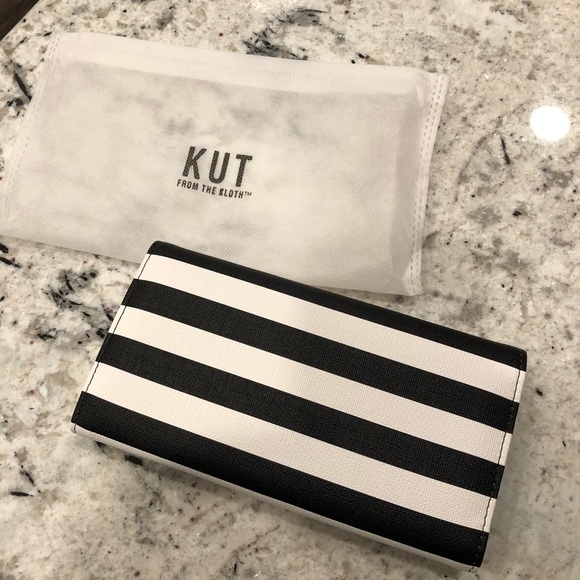 Kut from the Kloth Wallet - Picture 2 of 3